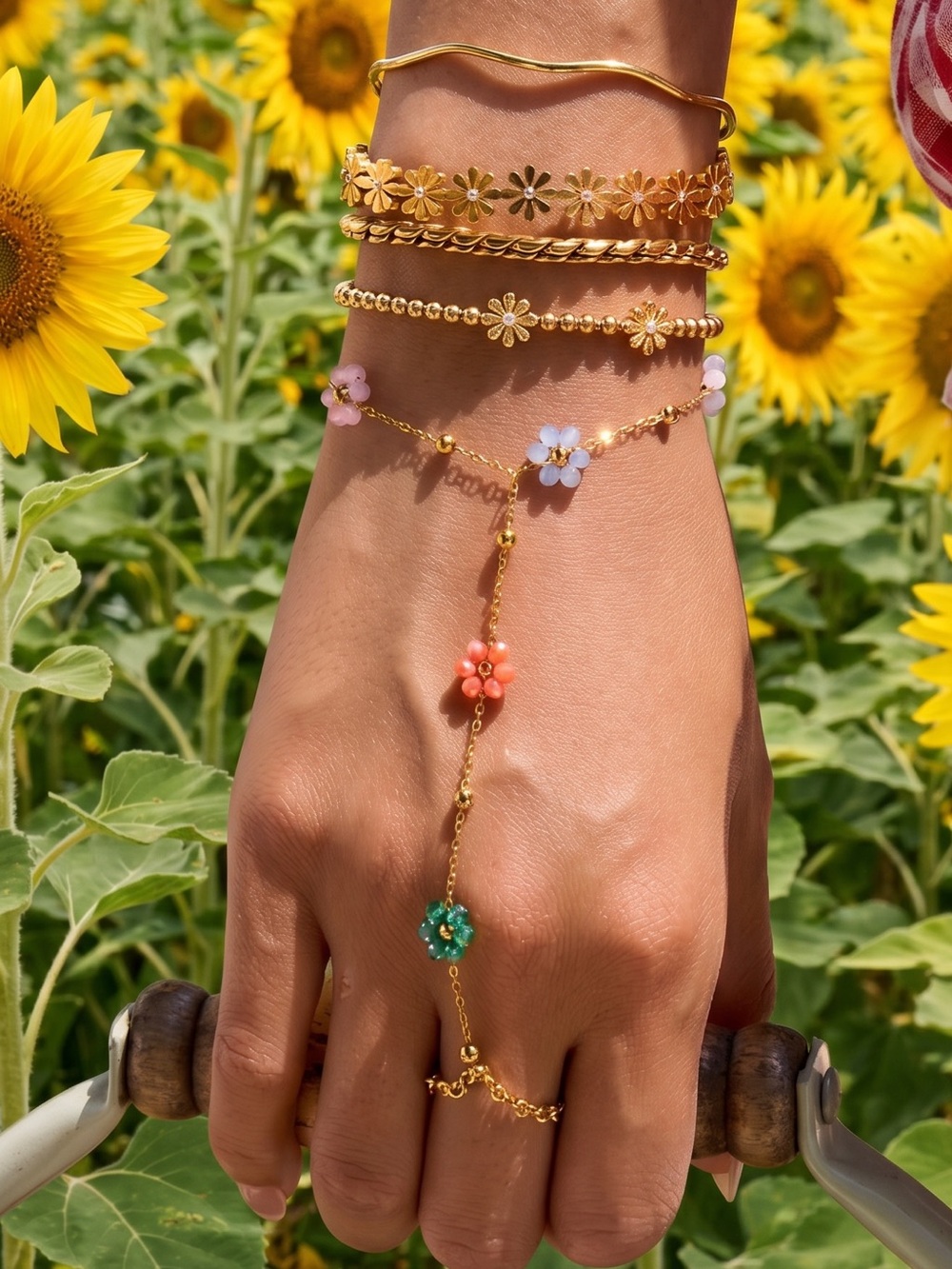 18k Gold Plated Multicoloured Beaded Floral Hand Chain Bracelet. New.